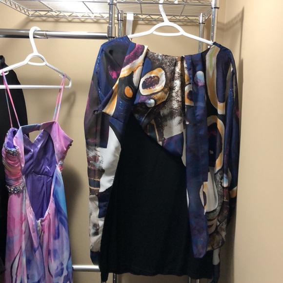 Cold Shoulder Sheer Top - Picture 3 of 7